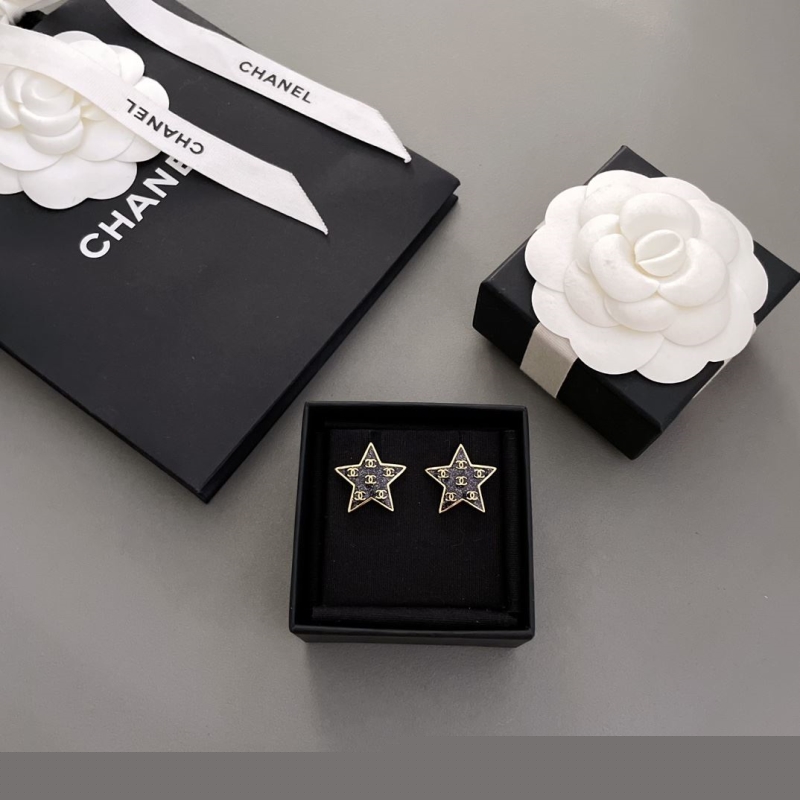 Ba*len*cia*ga earrings